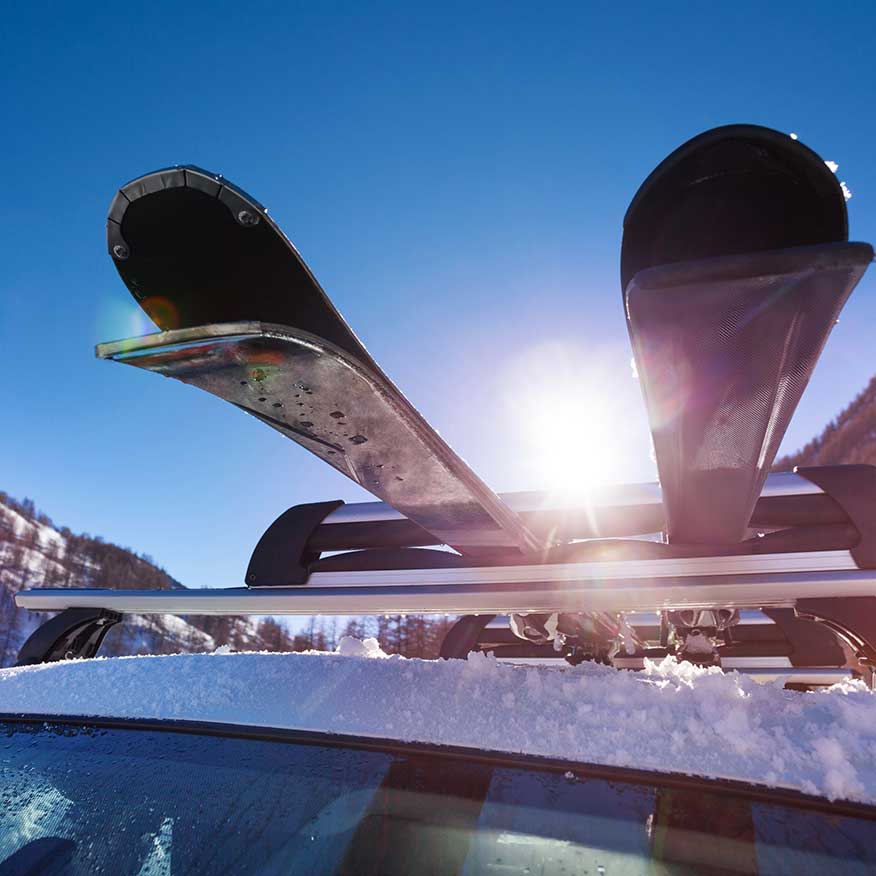 Med fly, bus eller kør selv på skiferie? Få overblikket her