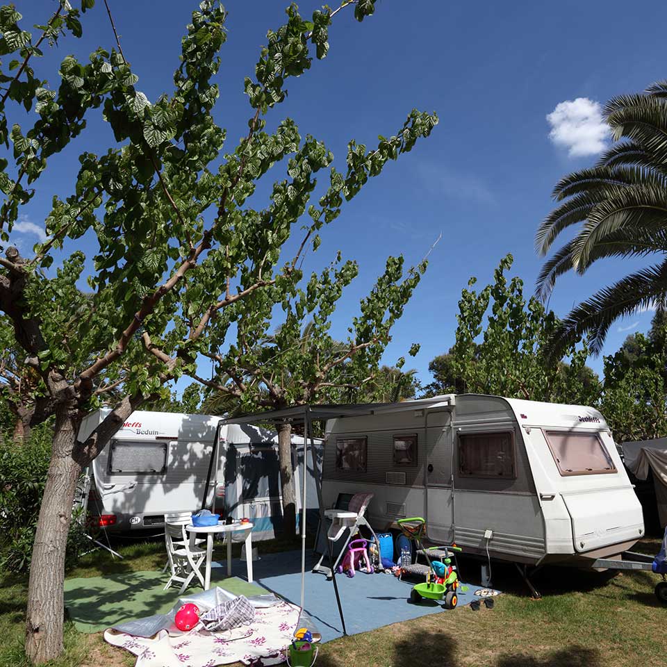 Campingvogn, autocamper eller telt?